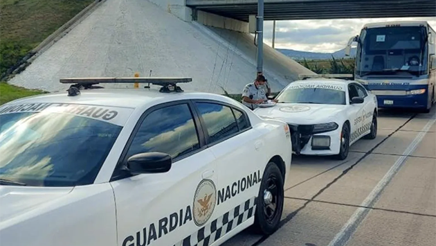 Pistoleros asaltan autobús en la carretera a Torreón-Saltillo – Periódico Zócalo | Noticias de Saltillo, Piedras Negras, Monclova, Acuña - Vimarsana News