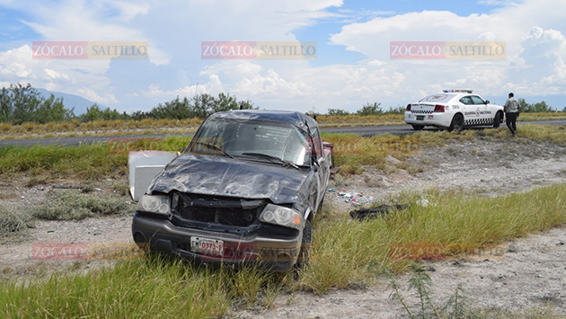 Vuelca familia de Piedras Negras con niñitas de 5 y 11 durante mudanza en la 57 – Periódico Zócalo | Noticias de Saltillo, Piedras Negras, Monclova, Acuña - Vimarsana News