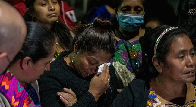 Localizan cuerpos de madre e hija desaparecidas en socavón en Guatemala ...
