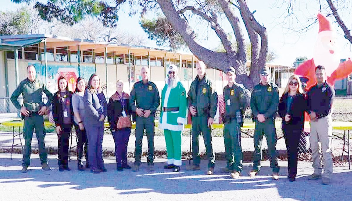Visitan oficiales la escuela Irene Cardwell Elementary Periódico Zócalo Noticias de Saltillo