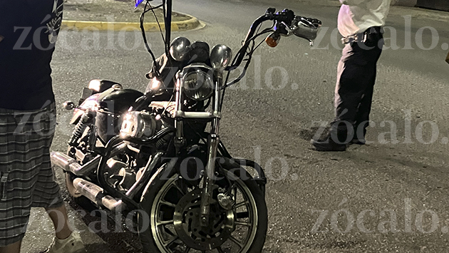 Conductor embiste a biker en la colonia Nuevo Mirasierra y lo manda al ...