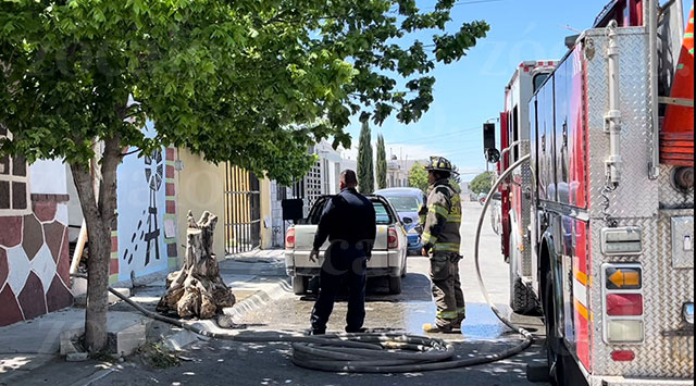 Bomberos sofocan incendio en vivienda en la colonia Colinas de San ...