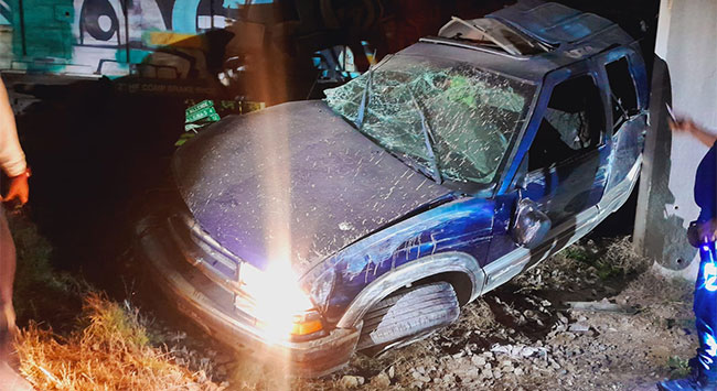 Muere hombre tras intentar ganarle el paso al tren; fue arrastrado por ...