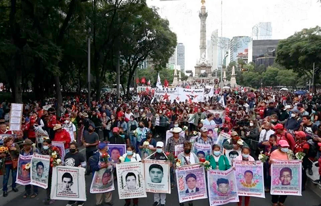 Convocan a marcha nacional por los 43 de Ayotzinapa – Periódico Zócalo ...