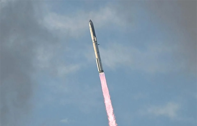 SpaceX pone en órbita terrestre por primera vez el Starship, en su decimocuarta prueba